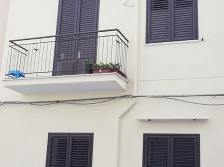 Zona Perpignano, Uso Investimento. 3 vani 1/2 + serv. - piano terra